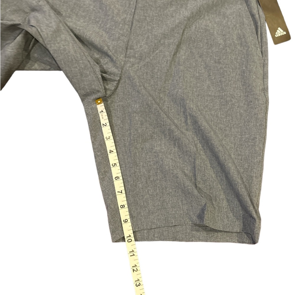 Adidas Ultimate 365 Size 36 Heather Woven Short‎ NWT - Picture 2 of 5